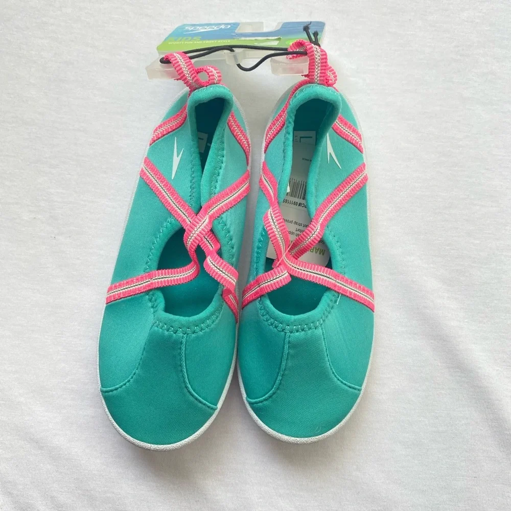 Speedo Green and Pink Water Shoes with Adjustable Straps